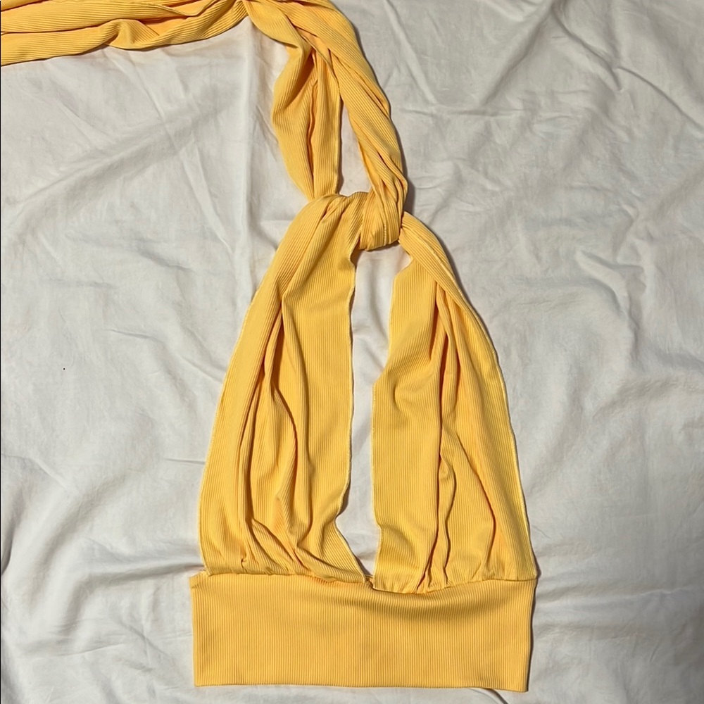 Backless Haler Top